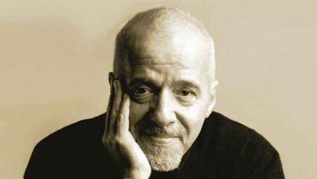 Paulo Coelho auteur de Maktub